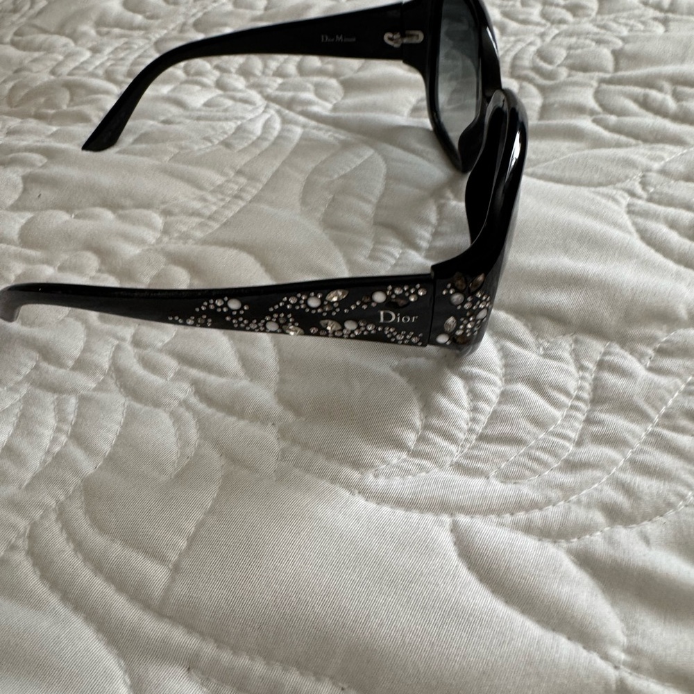 Dior Minuit sunglasses - Picture 2 of 2